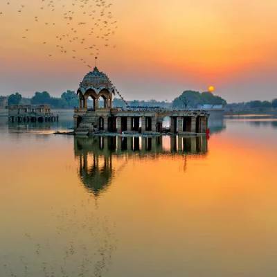 Gadsisar Lake​